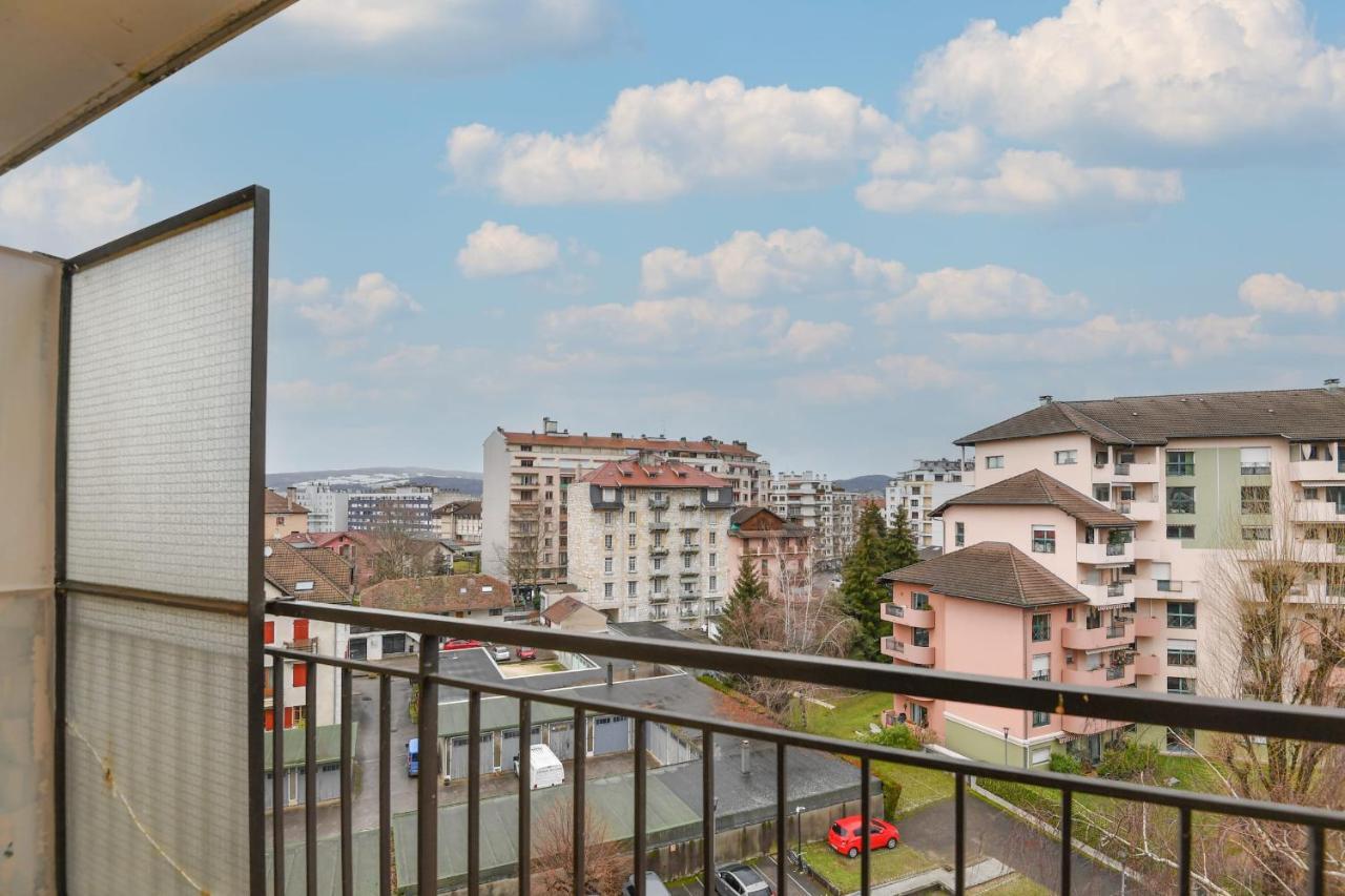 Nice Apartment With Balcony Very Close To The City Center Аннесі Екстер'єр фото