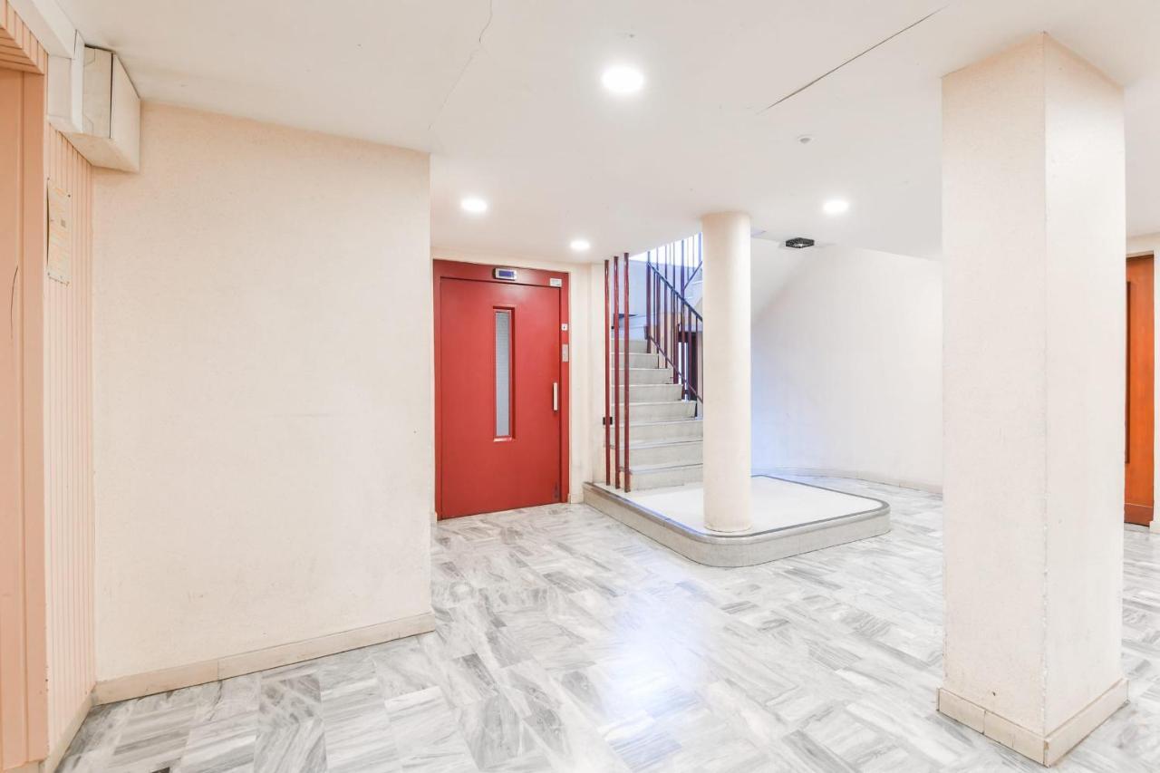 Nice Apartment With Balcony Very Close To The City Center Аннесі Екстер'єр фото