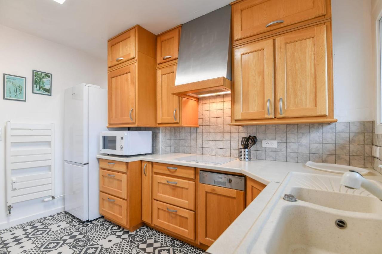 Nice Apartment With Balcony Very Close To The City Center Аннесі Екстер'єр фото