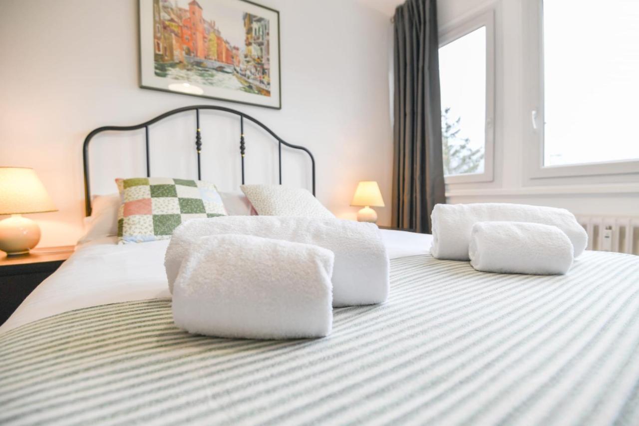 Nice Apartment With Balcony Very Close To The City Center Аннесі Екстер'єр фото